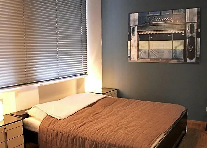 아파트 City Apartment *